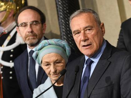 Salvini, ora Grasso evoca il fascismo: "Olio di ricino..."