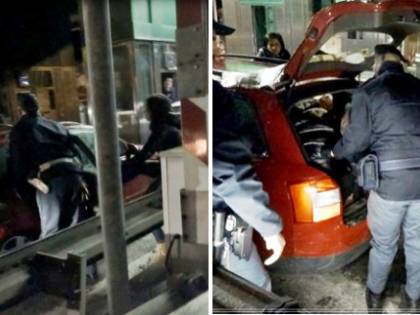 Ventimiglia, arrestato un "passeur" con 11 irregolari in auto