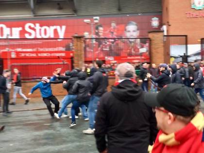 Uscito dal coma Sean Cox, il tifoso aggredito da ultrà romanisti