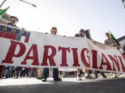 Un libro sulle "atrocità partigiane". Ma l'Anpi e i dem lo boicottano