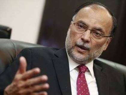 Tensione in Pakistan: ferito ministro dell'Interno durante manifestazione