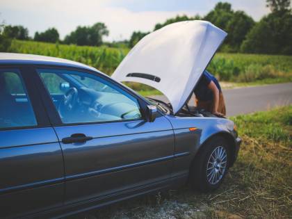 Sicurezza stradale: tutti i consigli per spostarsi in auto