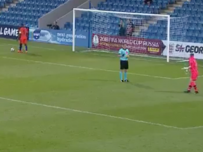 Europei Under 17, scena inedita: portiere espulso durante i rigori
