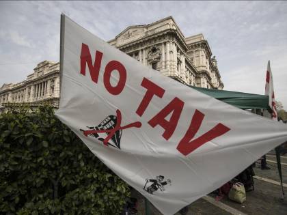 Tav e Tap: il M5S spinge per bloccare tutto ma Salvini frena