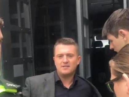 Regno Unito, arrestato Tommy Robinson: oppositore delle gang di stupratori