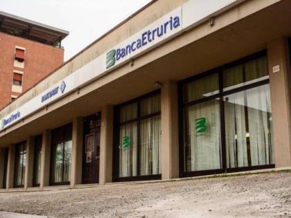 Crac Etruria, processo per truffa. Le vittime: "Assolti i mandanti"