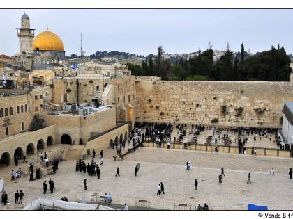 Gerusalemme e Tel Aviv: i due volti di Israele tra Sacro e Profano