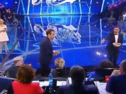 Amici, Pio e Amedeo scherzano sui migranti. Poi a Ermal Meta: "Sei arrivato dall'Albania e ti abbiamo aiutato"
