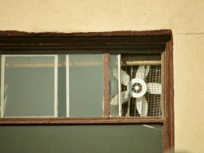 Combattere il caldo senza condizionatore: le idee