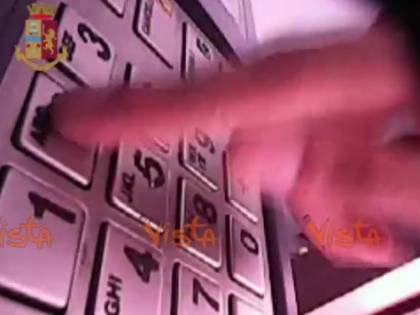 Ecco come i cybercriminali serbi ci rubano i codici del bancomat
