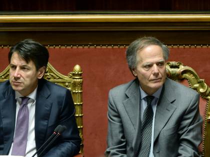 Il ministro Moavero: "La web tax per aiutare l'Africa e frenare i migranti"