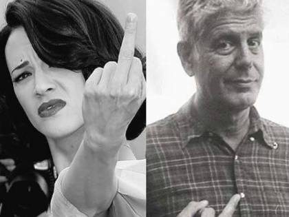 L’Argento ricorda Bourdain: foto col dito medio alzato