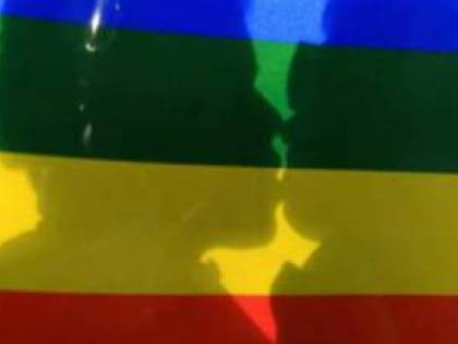 "Niente gay": coppia omosessuale non può accedere al lido