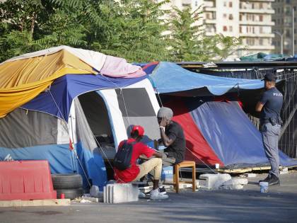 Baobab, il porto franco dei migranti difeso dalla sinistra