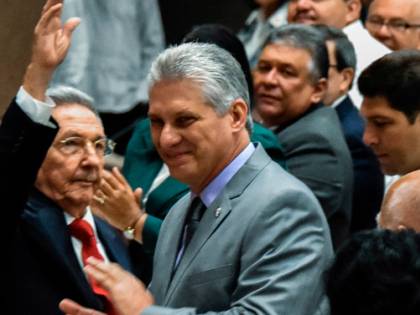 Nuova costituzione di Cuba: no comunismo, sì proprietà privata