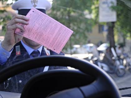 Torino, record di multe: ne prende 5 in un colpo solo