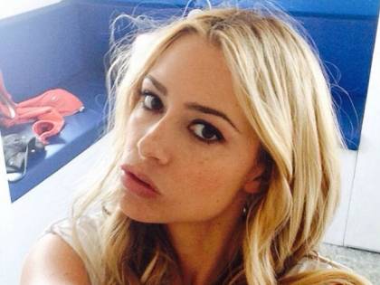 Martina Stella: "I genitori? Quando si sono divisi per me è stato un sollievo..."