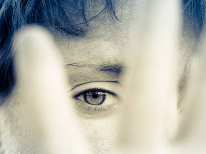 L'orrore della madre che vendeva online la verginità della figlia 13enne