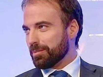 Scontro in tv tra Marattin e il primario di Pavia: "Stia zitto, venga in reparto ad aiutare"