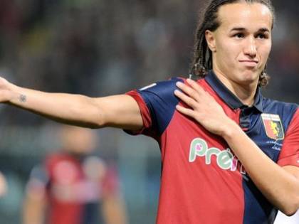 Milan, preso Laxalt dal Genoa