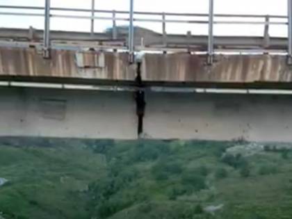 L'altro "Morandi" con la crepa. Mastella chiude il ponte a Benevento