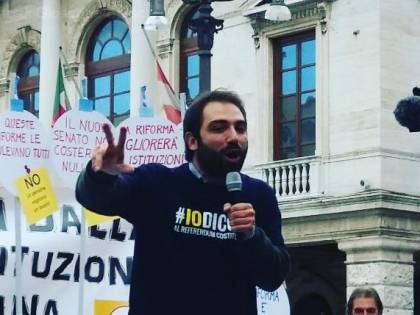 M5S: "Il muro anti-migranti proposto dalla Lega? Una cogl..."