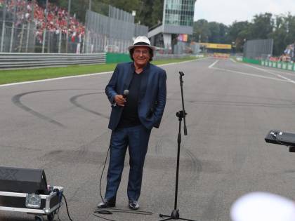 Gb di Monza, Al Bano canta l'inno. Polemica per il dettaglio del cappello