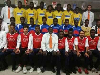 Sfrattata squadra di migranti: "Razzisti, ci avete cacciato"