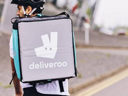 La Cgil fa causa a Deliveroo: "L'algoritmo Frank discrimina i lavoratori"