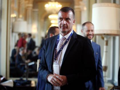 "Tecnici del Mef pezzi di m...": Casalino "assolto" dall'ordine dei giornalisti