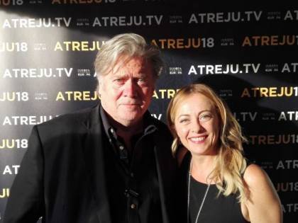 Bannon va ad Atreju: "Dall'Italia rivoluzione". FdI entra in "The Moviment"