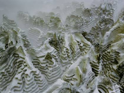 Alpi in mostra a Malpensa: un film e fotografie firmati da Armin Linke
