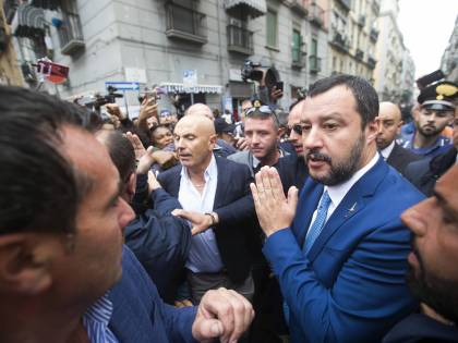 Camorra, Salvini: "Togliere patria potestà a chi alleva criminali"