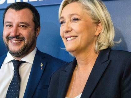 Marine Le Pen rifiuta le "avances" politiche di Steve Bannon