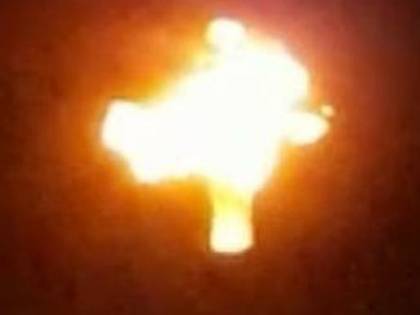 Lecce, scoppia incendio intorno alla croce della chiesa