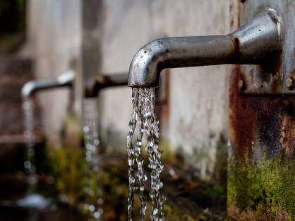 Matera senza acqua potabile: "Chiudete le scuole"