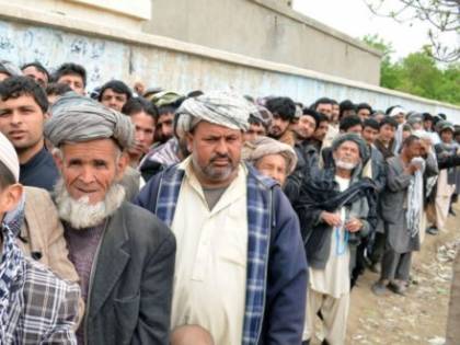 Afghanistan, le bombe dei Talebani e il voto macchiato dal sangue