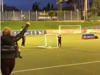 Piqué junior segna un gol: Shakira si scatena nell'esultanza