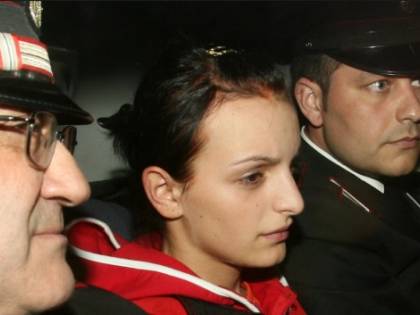 Libertà per Doina, che uccise Vanessa con un ombrello dopo una spinta in metro