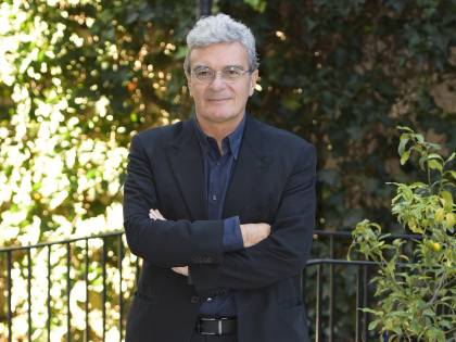 Il "Barbiere" di Martone, così si fa teatro al tempo del Covid
