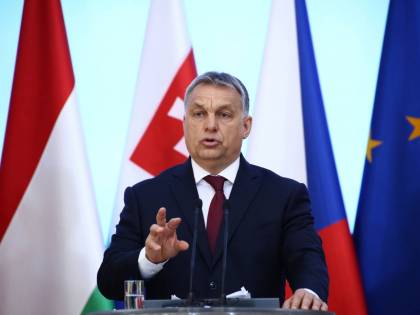 Orban istituisce tribunali controllati dall'esecutivo. Ira delle ong