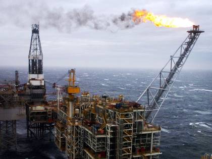 Mediterraneo, è guerra del gas. Ecco la vera strategia dell'Italia