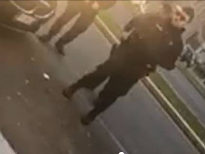 "Io, nero, fermato con pistole". Ed è giallo sul blitz dei carabinieri