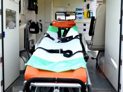 Bambina di 2 mesi salva grazie al padre e all’operatore del 118