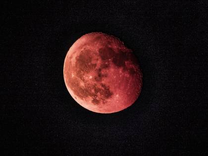 Eclissi di Luna: alcuni temono la fine del mondo