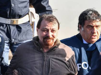 Battisti, interrompe lo sciopero della fame