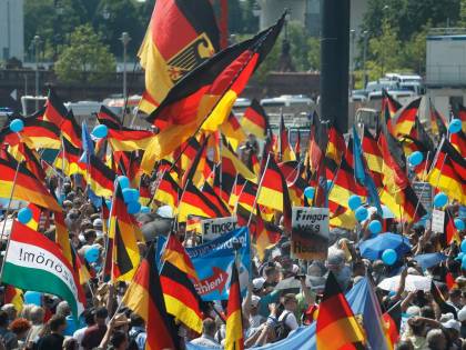 Germania, la Merkel trema: Afd raggiunge la Cdu in Sassonia
