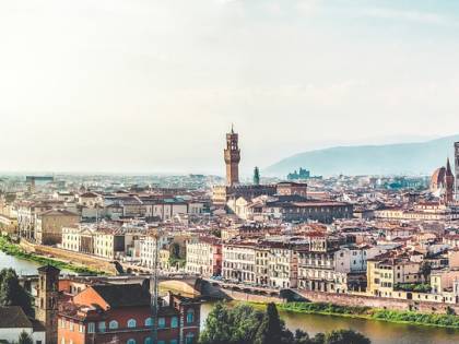 Firenze, voleva campeggiare in stazione: multa da 160 euro