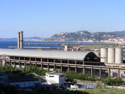 Eternit di Bagnoli, rinviato a giudizio l’ex manager Schmidheiny