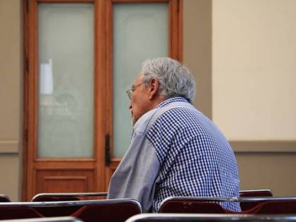 Vogliono sfrattarlo da casa, 72enne si toglie la vita impiccandosi in garage
